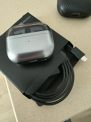 Samsung Galaxy Buds3 Pro - Negros/Plateados