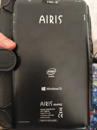 Tablet Airis Winpad 81w con Teclado y Funda.