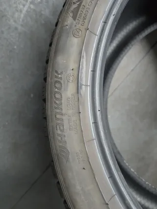 Neumáticos de invierno 295 35 R 20 105w