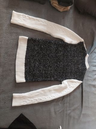 Jersey de punto blanco y negro