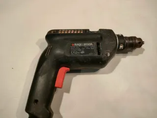 Taladro Black & Decker BD562 400W