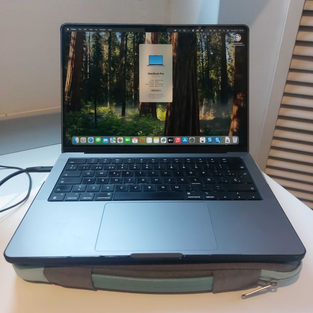 MacBookPro18.3 14inch M1 Pro 16GB RAM 1TB SSD