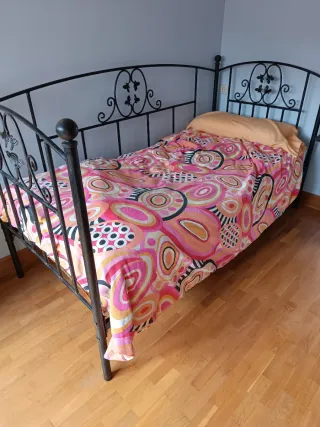 Cama divan de forja