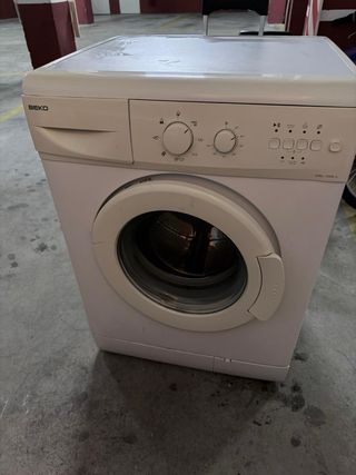 Lavadora Beko 5kg Modelo WML 15060 JL