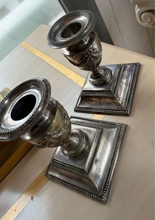 Par de Candelabros de Plata
