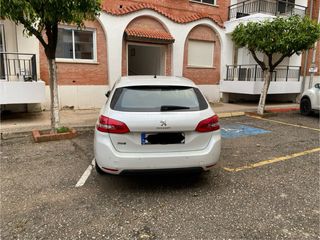 Peugeot 308 SW 1.6 HDI, 120 CV, modelo Allure