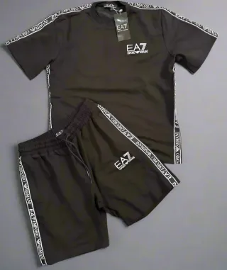 Conjunto Emporio Armani EA7 Negro