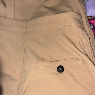 Pantalón beige de vestir