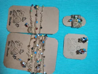 Bisutería artesanal hecha a mano