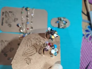 Bisutería artesanal hecha a mano