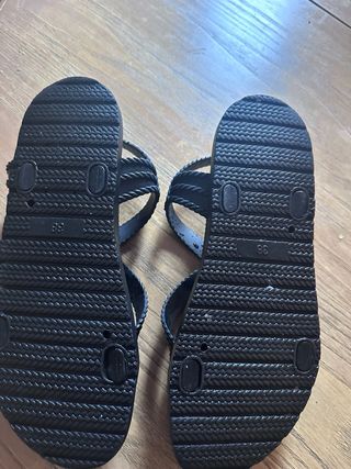 Sandalias mojables negras