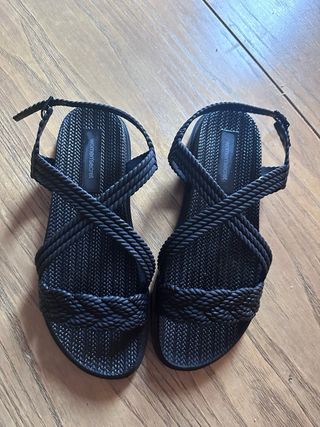 Sandalias mojables negras