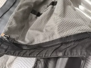 Chaqueta moto Dainese cuero Talla 54. Talla L