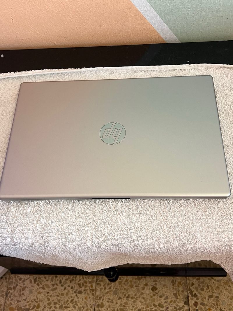Ordenador HP 15 Gris Plata afbeelding 2