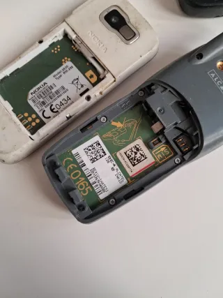 Lote de 6 telefonos antiguos