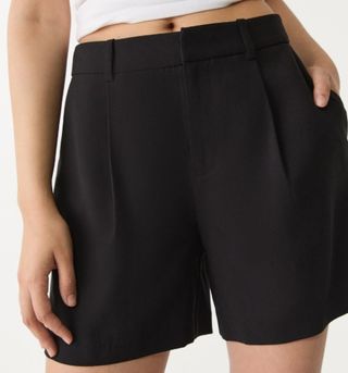 Stradivarius Pantalón Corto Tiro Alto Negro Talla
