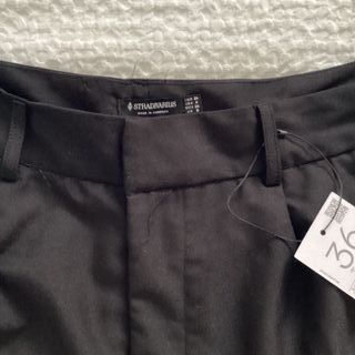 Stradivarius Pantalón Corto Tiro Alto Negro Talla
