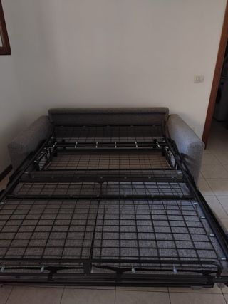divano letto poltronesofà colore grigio