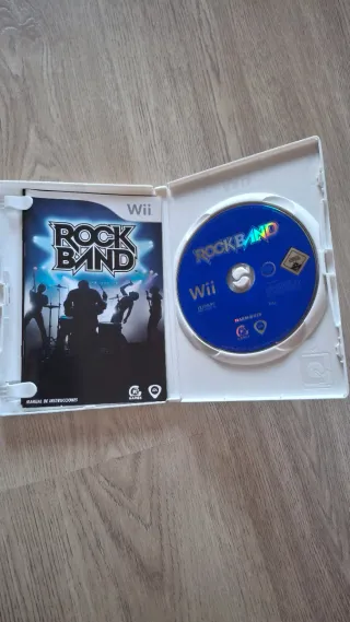 Guitarra Rock Band Wii Fender y 3 juegos