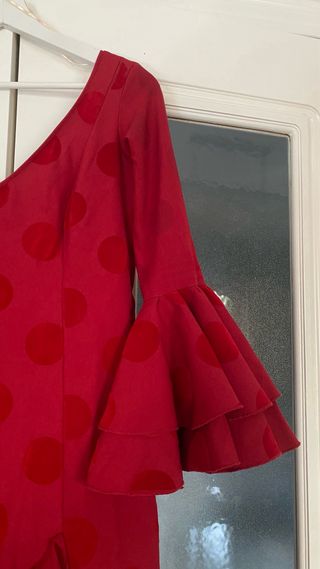 Traje de flamenca rojo con lunares