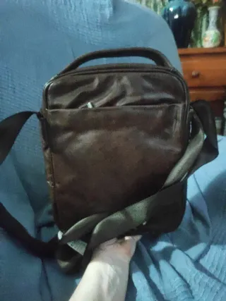 Bolso de hombro Gabol marrón