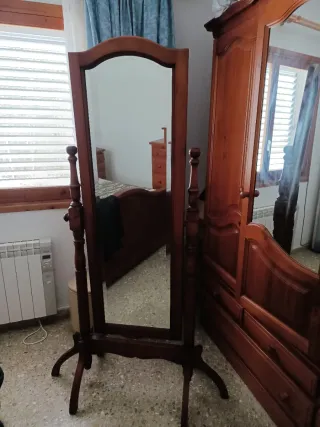 Espejo de pie madera como nuevo