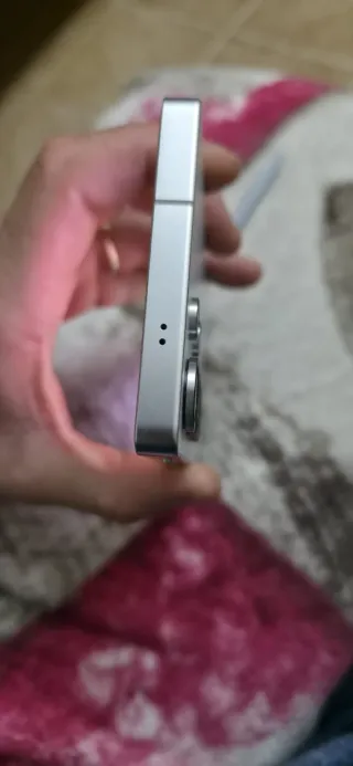 Samsung S25 Ultra titanium white silver