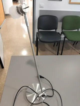 Flexo de mesa metal y cristal