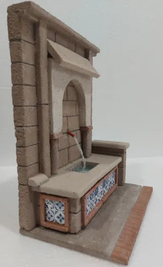 Fuente artesanal para figuras hasta 16cm