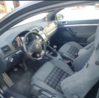 Volkswagen Golf 2005