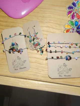 Bisutería artesanal piedras naturales