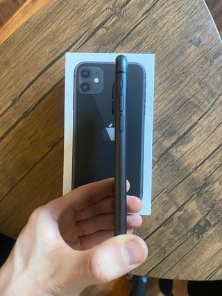 iPhone 11 64GB 98% Batería IMPECABLE + Caja