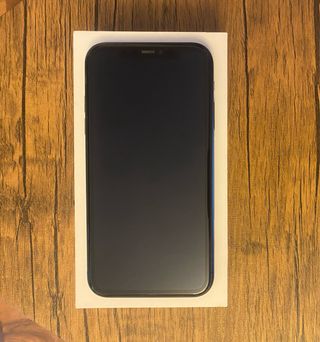 iPhone 11 64GB 98% Batería IMPECABLE + Caja