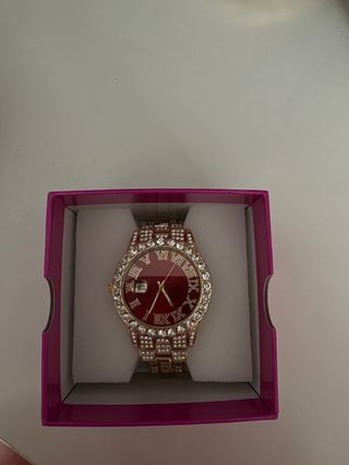 Orologio di Lusso Dorato con Cristalli