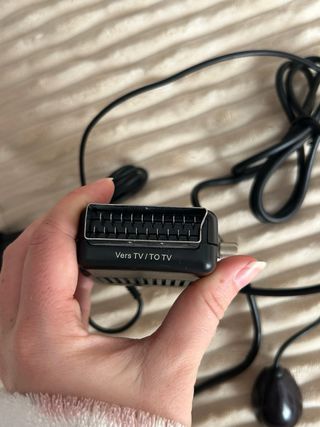 Adaptador / Modulador TV SCART (Euroconector)