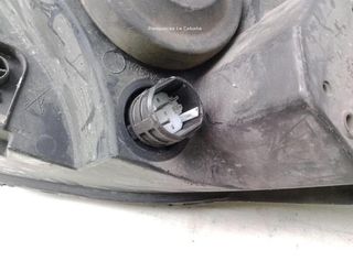 Fiat 20207205 faro derecho grande punto (199_)