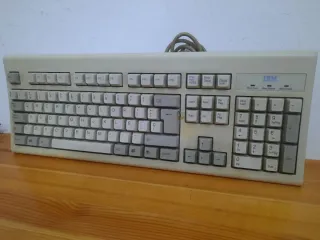 Teclado Vintage IBM Beige