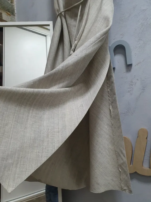 Vestido con lino Zara Beige