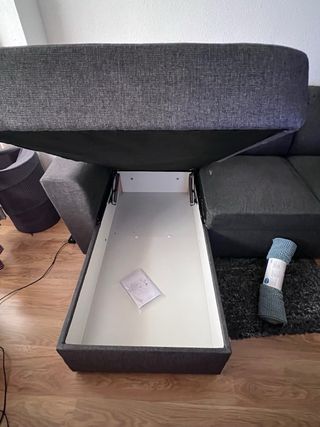 Sofá cama 3 plazas gris, seminuevo, menos de 1 año