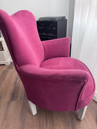 Sillón de tela rosa/morado