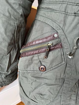 Chaqueta invierno KUHJO verde con capucha