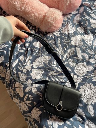 Bolso negro bandolera