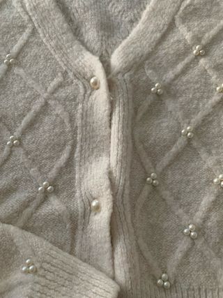 Cardigan e top Mango perla