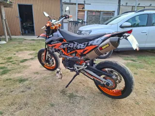 KTM 690 SMC 2012 Supermotard