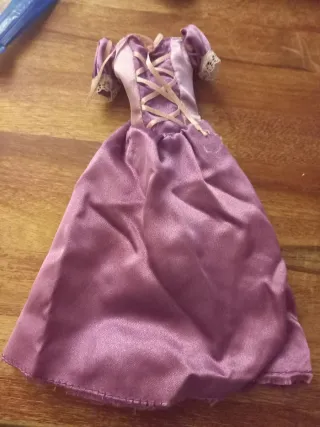 Vestido Rapunzel Disney Muñeca Barbie Morado