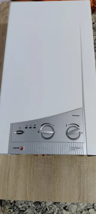 Calentador Fagor Outmatiqou Gas Butano 10L