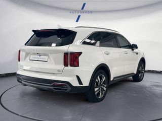 Kia Sorento 1.6 T-GDi HEV Plus Edition 4x2 7pl