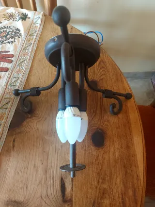 Lámpara de techo de cristal y metal