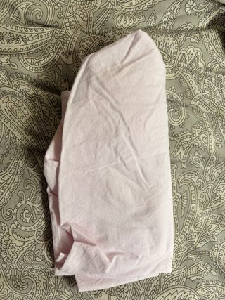 Cuna de viaje y colchón