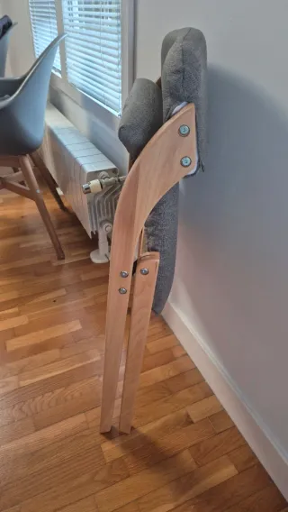 Silla plegable de madera y tela